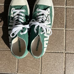 メンズスニーカーの画像