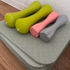 3kg, 1kg ダンベル, ヨガマットの画像