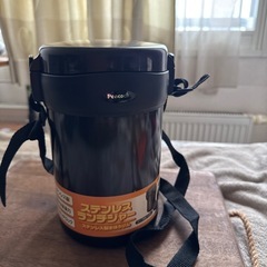ピーコック　ランチジャー　お弁当　の画像