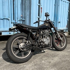 YAMAHA SR 400
の画像