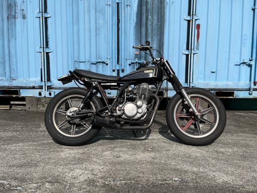 ヤマハ YAMAHA SR 400