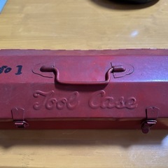 工具箱と工具の画像