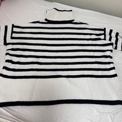新品タグ付き！アンドミータートルネック 長袖 ボーダー ニット トップスの画像