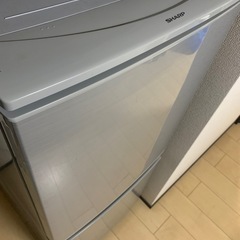 シャープ　冷蔵庫の画像