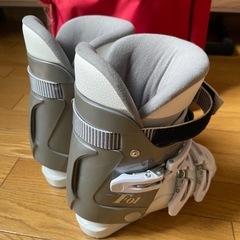 ★スキー靴ブーツ　23.５㎝　スキー靴用バックつき★の画像