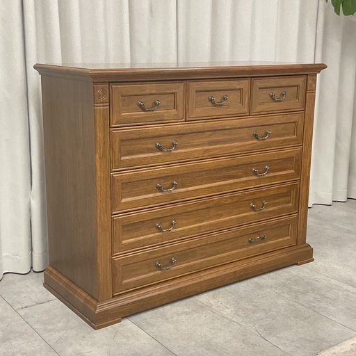 KJ-27【新入荷　リサイクル品】アメリカン　クラシックスタイル　ローチェスト　ブラウン系