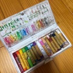 クレパス 名前書いてありますの画像