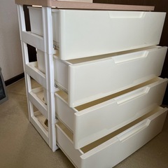 木製天板製プラスチックチェストの画像