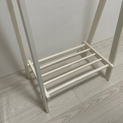 ハンガーラックの画像