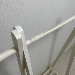 ハンガーラックの画像