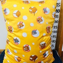 #未使用#トムとジェリー#クッション#もぐもぐチーズクッション#ジェリーとタフィー#タイプA#クレーンゲーム#UFOキャッチャー#景品#大きい#ビッグ#ラウンド1の画像