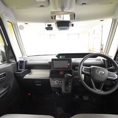 【オリジナル信用回復ローン対応可能　走行2万キロ台　最短１０日納車　車検整備付き】R4年式ダイハツ　タントXスペシャルSA3　ＥＴＣ　純正ナビ　フルセグＴＶ　Ｂｌｕｅｔｏｏｔｈ再生　バックカメラ　両側スライドドア　スマートアシスト　ＬＥＤヘッドライト　プッシュスタート　スマートキー２個　前後カメラドラレコ　車検整備付の画像