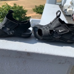 【中古】NIKEのファーストシューズ　サンダル　黒　12cmの画像