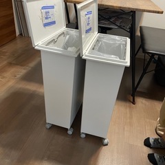 ゴミ箱 キャスター付きの画像