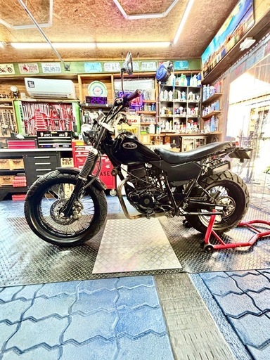 TW200 エンジンセル1発　錆あり　ですが調子良いです！