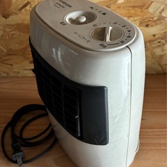 日立電気温風機
の画像