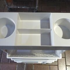 キャスター付き マガジンラック 幅37.5cm ホワイト ブックスタンド ファイルワゴン 隙間収納 スリムラック すき間収納 札幌市東区 新道東店の画像