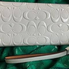 COACH  白　長財布の画像