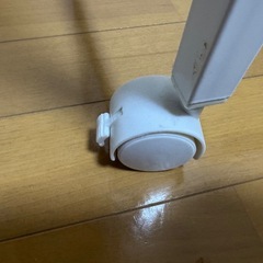 折りたたみテーブルの画像