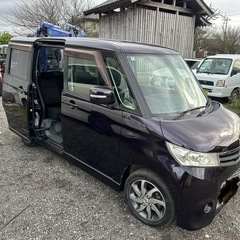 日産ルークス紫の画像