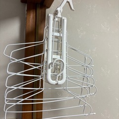 お洋服洗濯物干し　折り畳み可能の画像