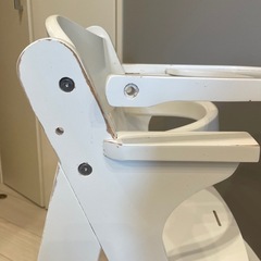katoji ベビーチェア　白【直接取引限定】の画像