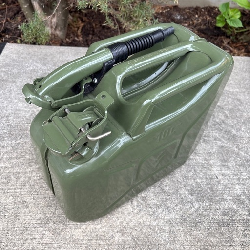 灯油携行缶10リットル　ヒューナースドルフ