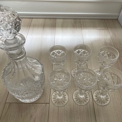 ウイスキーカラフェ・グラス6個セットの画像