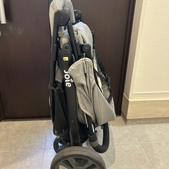 joie ベビーカー 
の画像