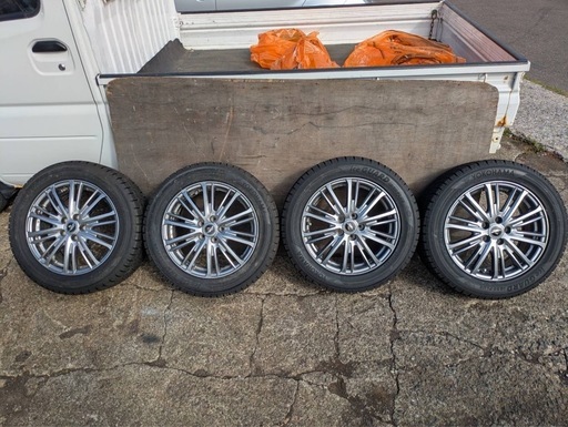 スタッドレスタイヤアルミホイール付4本セット