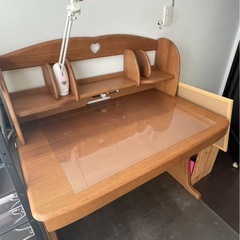 カリモク家具　勉強机の画像