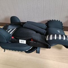 チャイルドシート　コンパクト　トラベルベストEC+ 日本育児の画像