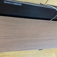 テレビボードの画像