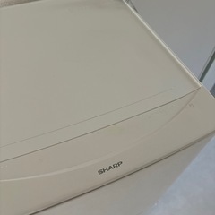 【譲り先決定しました】SHARP 冷蔵庫 137Lの画像
