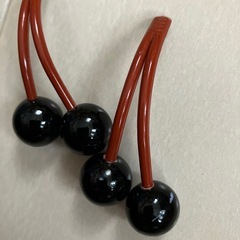 なす、さくらんぼの箸置きの画像