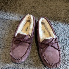 UGG　モカシンシューズ　美品の画像