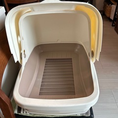 猫のシステムトイレの画像