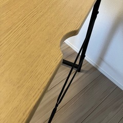ニトリ デスク 回転チェア付きの画像