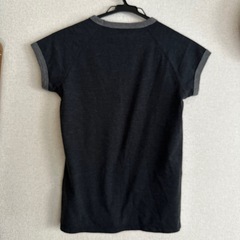 【未使用】UNIQLO 
Tシャツ　の画像