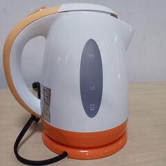 カリーナ　電気ケトル　1.7Lの画像