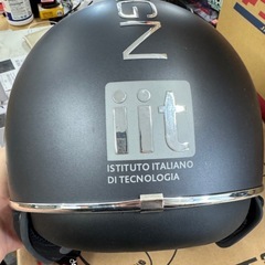 Momo design ヘルメット ばいすバイクの画像