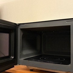 電子レンジ　アイリスオーヤマ　700w フラットテーブルの画像