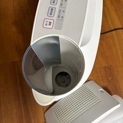 シャープ加湿セラミックファンヒーター の画像