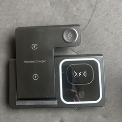 HOUOA 充電器 3in1 急速充電iPhone/iWatch/Airpodsの画像