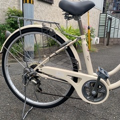  【お譲り先決定】白い自転車26インチ　変速６段 　の画像