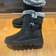 【美品】冬用ファー付きカジュアルブーツ 黒の画像