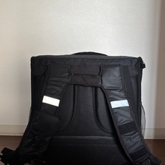 Uber eats 配達用リュックの画像