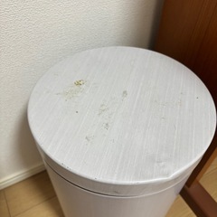 ゴミ箱の画像