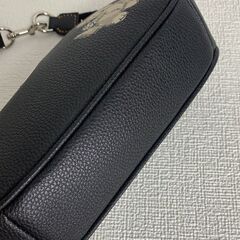 [コーチ] teri シリーズ 脇下バッグ 斜め掛けショルダーバッグの画像