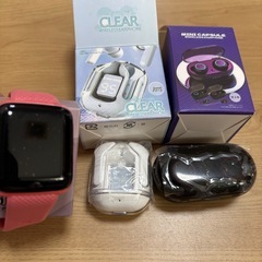 未使用ワイヤレスイヤホン２個とスマートウォッチの画像
